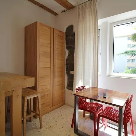 Gardar 79 Apartment